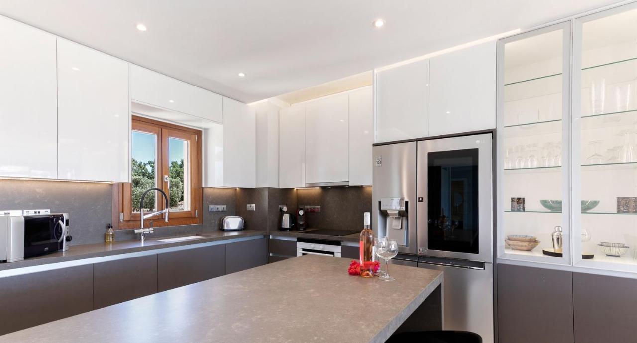 Modern Apartment Nz11 Large Balconies With Sea And Mountain Views Kouklia Buitenkant foto