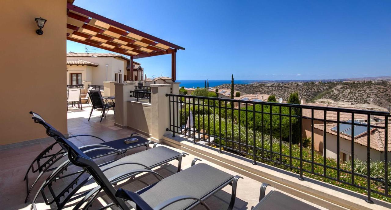 Modern Apartment Nz11 Large Balconies With Sea And Mountain Views Kouklia Buitenkant foto